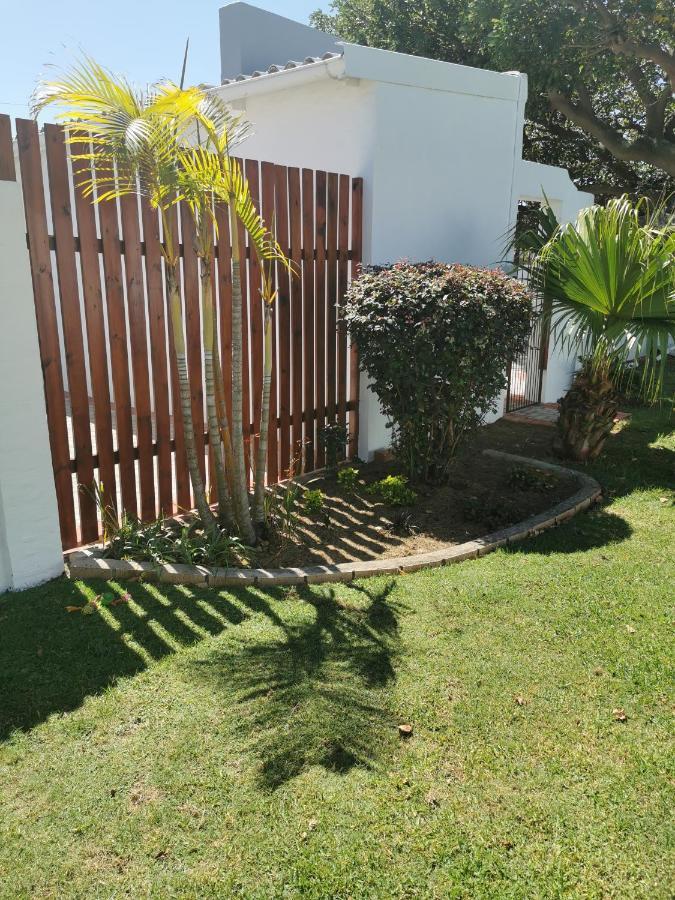 Ballina Ga-El Guesthouse Port Elizabeth Bagian luar foto
