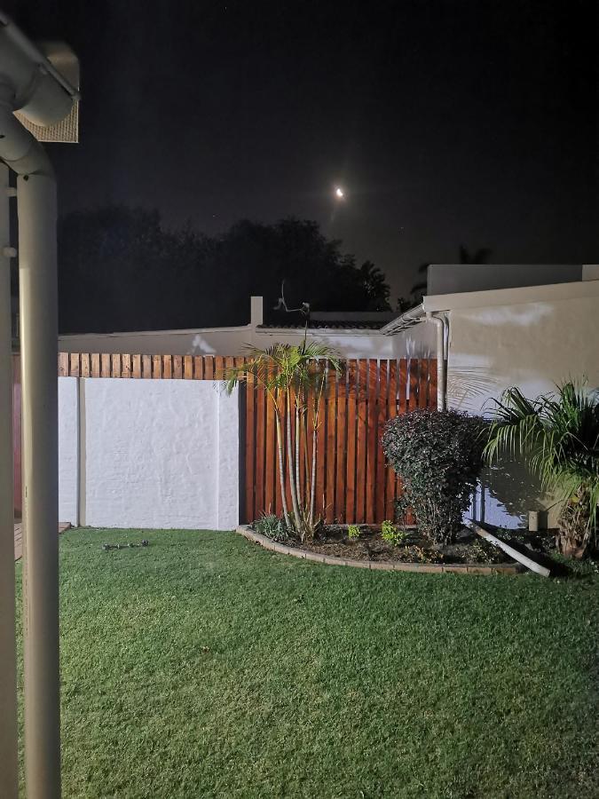 Ballina Ga-El Guesthouse Port Elizabeth Bagian luar foto